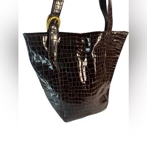 Brown Crocodile Pattern Women's Tote Bag Gold Accents